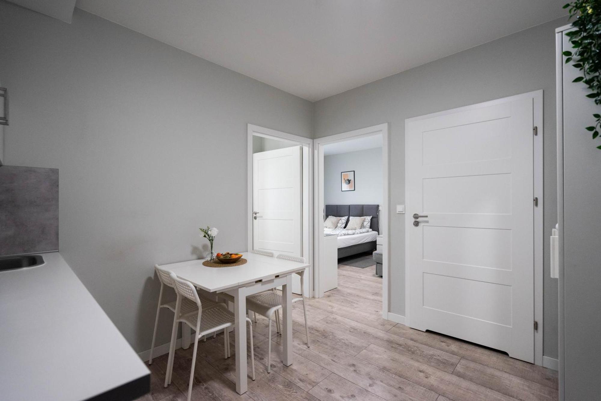 Waska 5 Apartamenty Breslavia Esterno foto